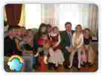 Власти области похвалили за работу по обеспечению прав детей-сирот на воспитание в семье