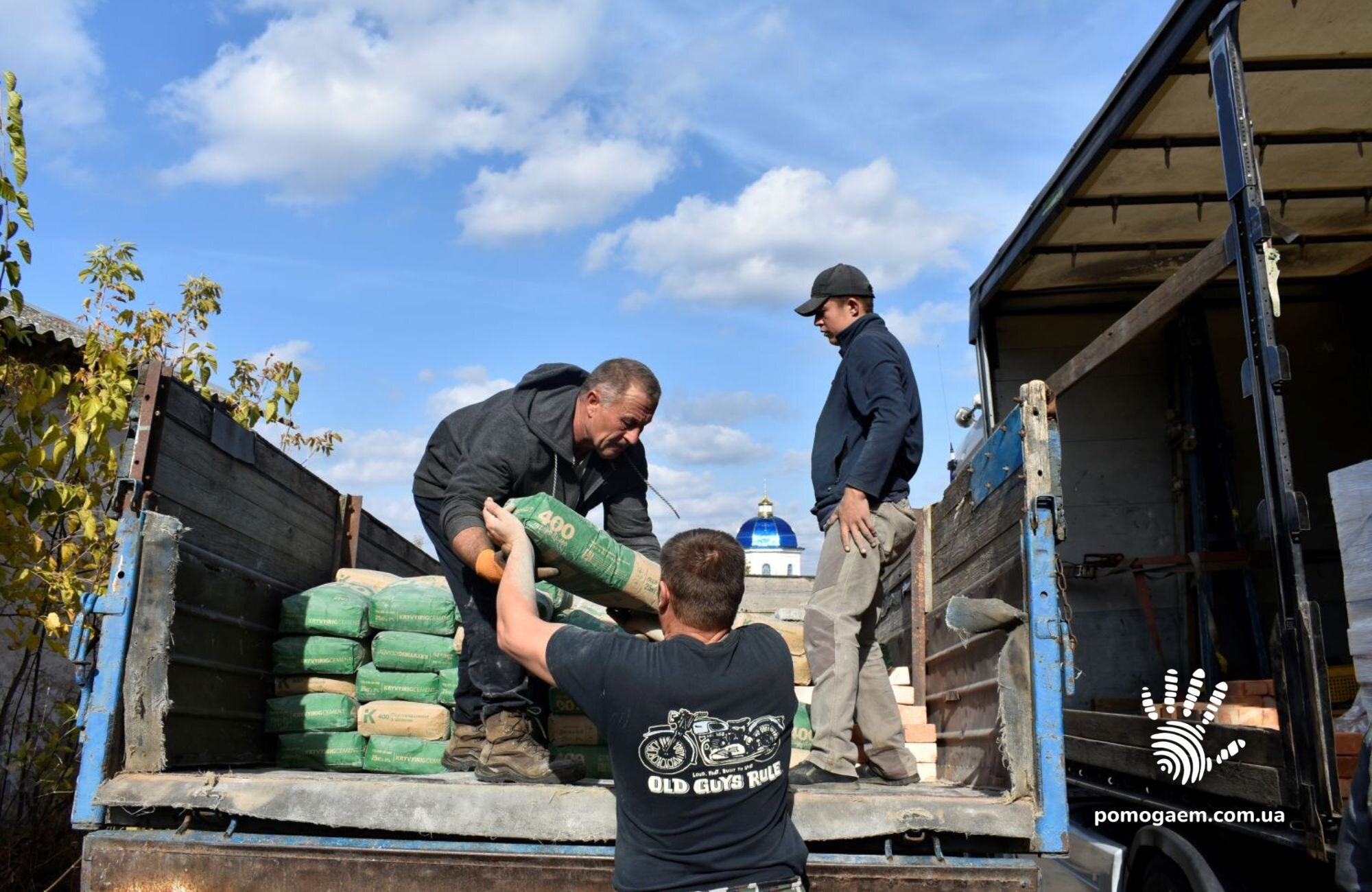 БФ "Помогаем" реализовал проект помощи в восстановлении жилья, поврежденного подтоплением