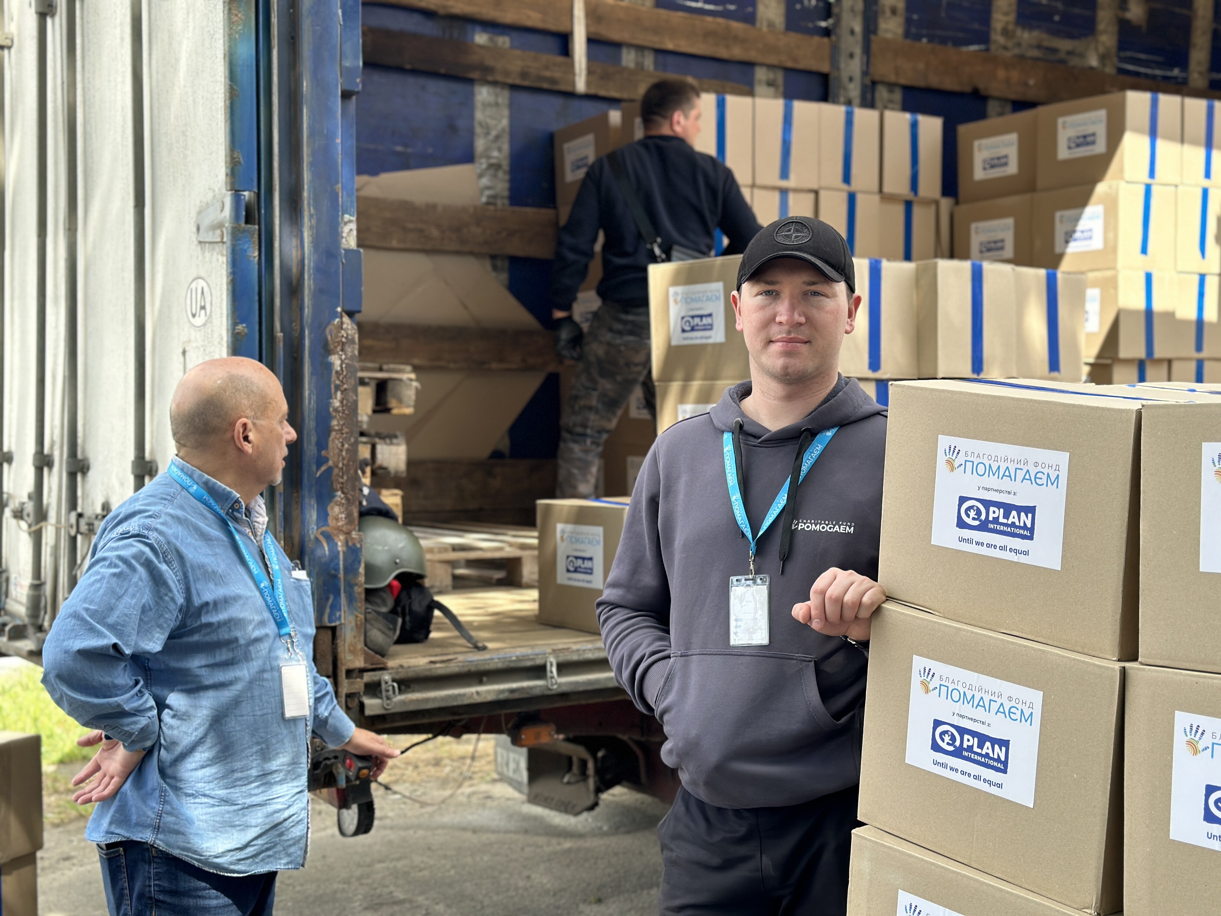 Помогаем Херсону вместе с Plan International и Министерством иностранных дел Дании (ДАНИДА)